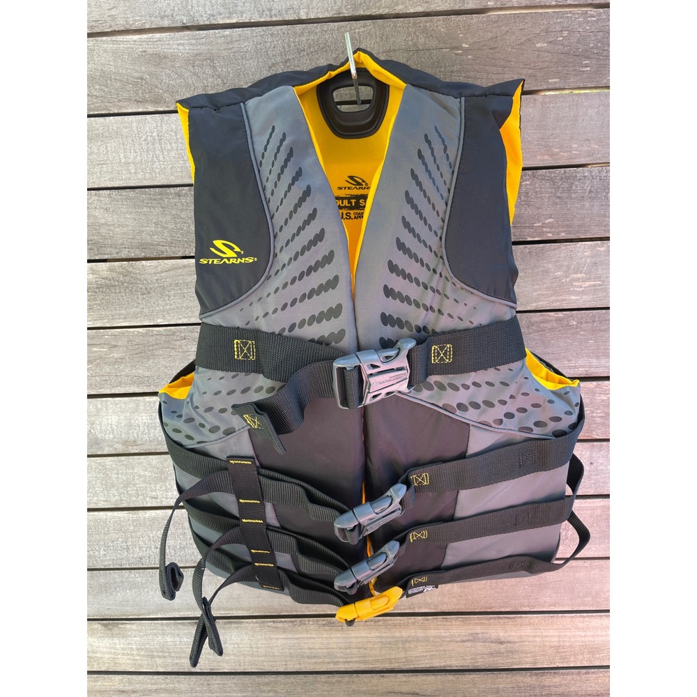 Stearns Infinity Adult Small Medium 32-40" Life Vest Jacket PFD USCG Black 5974
